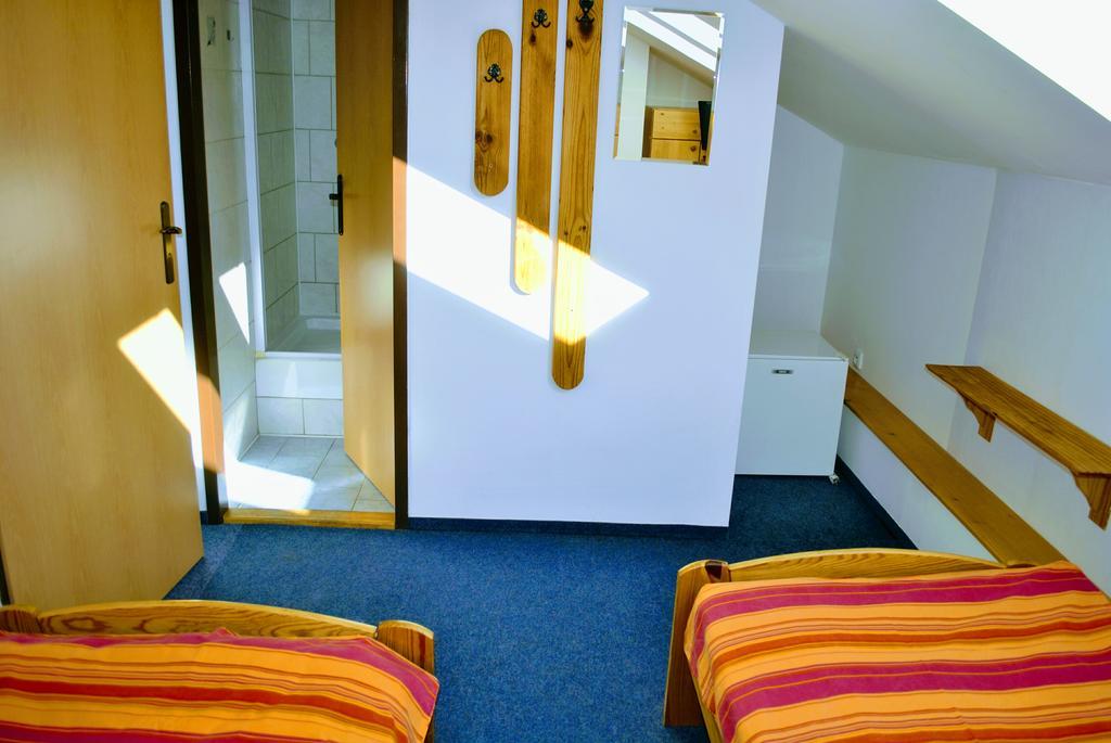 Ubytovanie Zencuch Drienica エクステリア 写真